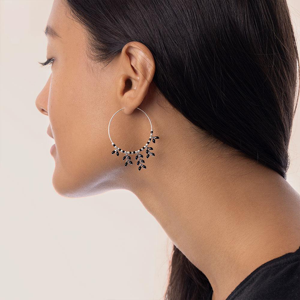 ORECCHINI CERCHI MICRO FILO FOGLIOLINE NERE